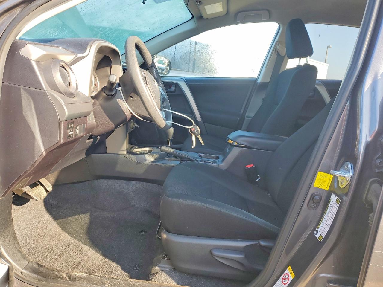 2016 TOYOTA RAV4 LE photo 7