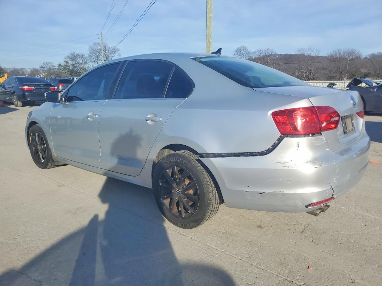 2013 VOLKSWAGEN JETTA SE photo 2