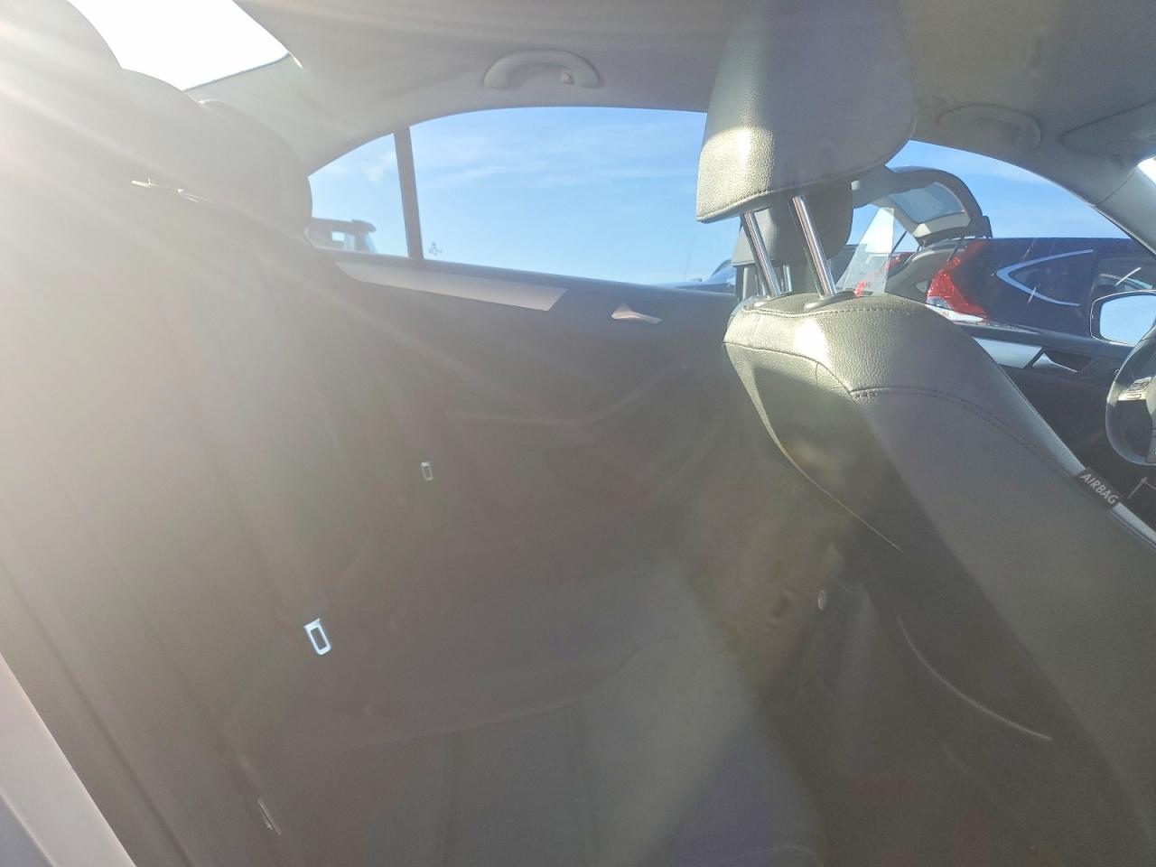 2013 VOLKSWAGEN JETTA SE photo 10