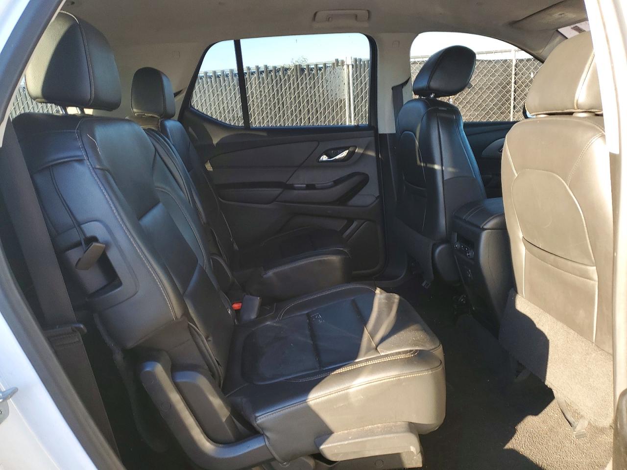 2020 CHEVROLET TRAVERSE LT photo 11