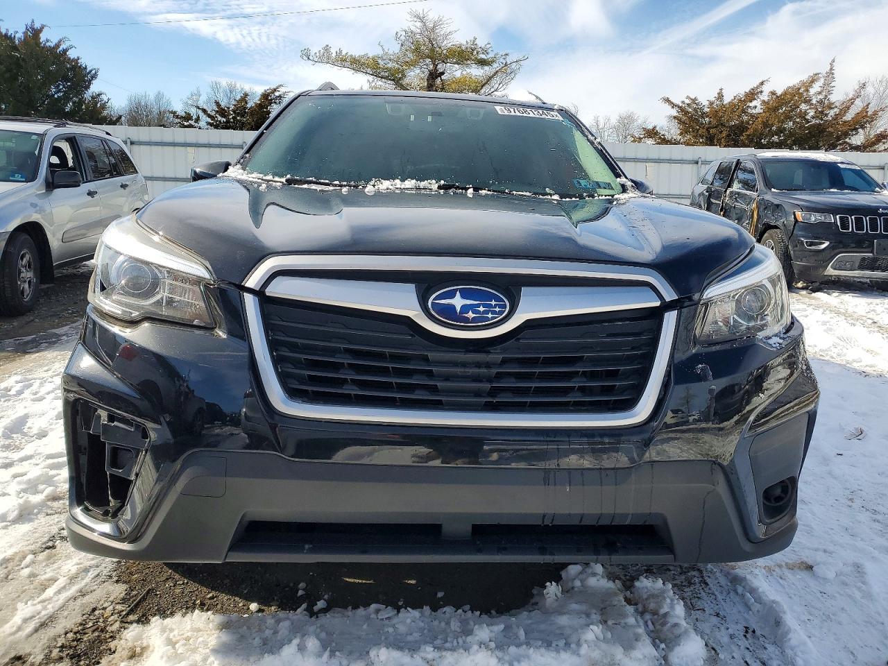 2019 SUBARU FORESTER PREMIUM photo 5