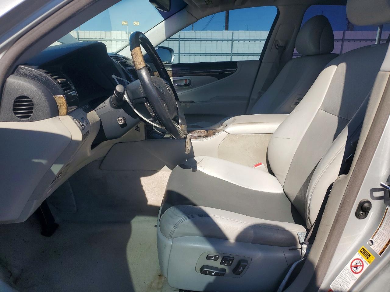 2007 LEXUS LS 460 photo 7