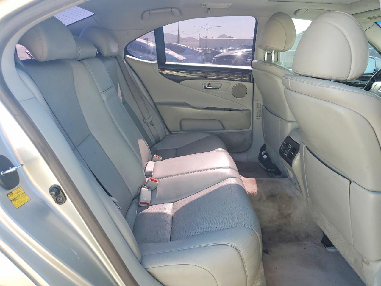2007 LEXUS LS 460 photo 10