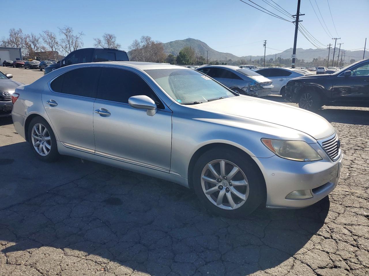 2007 LEXUS LS 460 photo 4