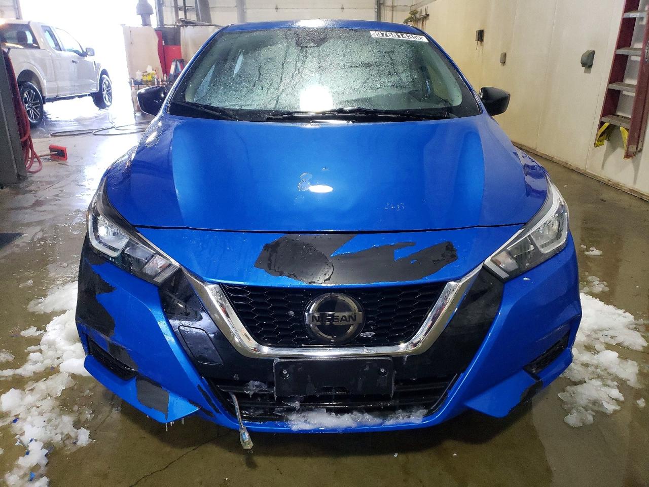 2020 NISSAN VERSA S photo 5