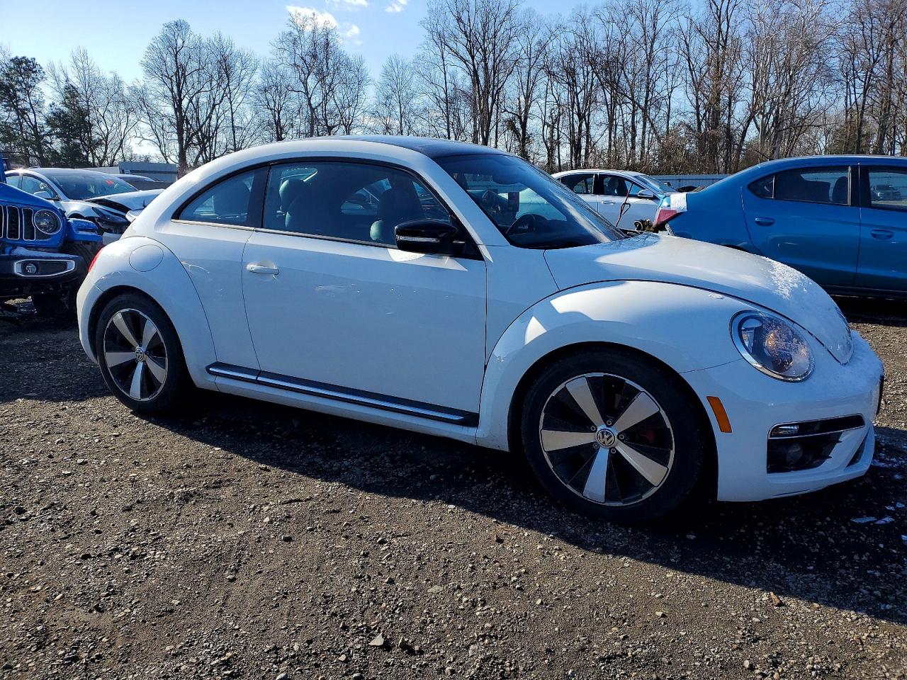 2013 VOLKSWAGEN BEETLE TURBO photo 4