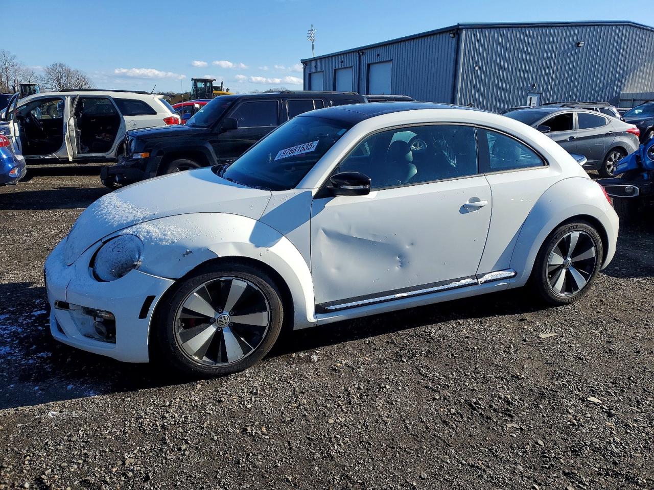 2013 VOLKSWAGEN BEETLE