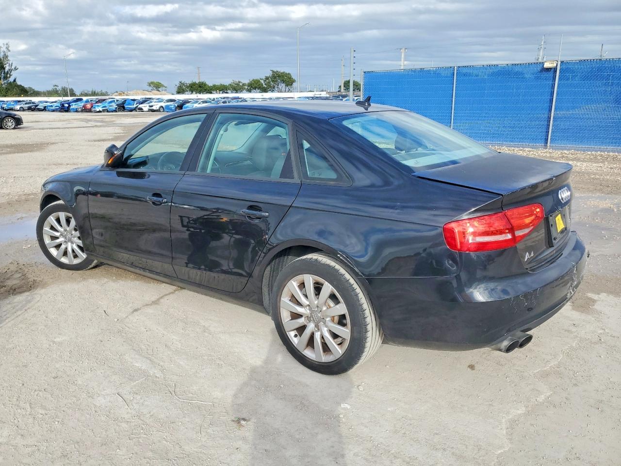 2014 AUDI A4 PREMIUM photo 2