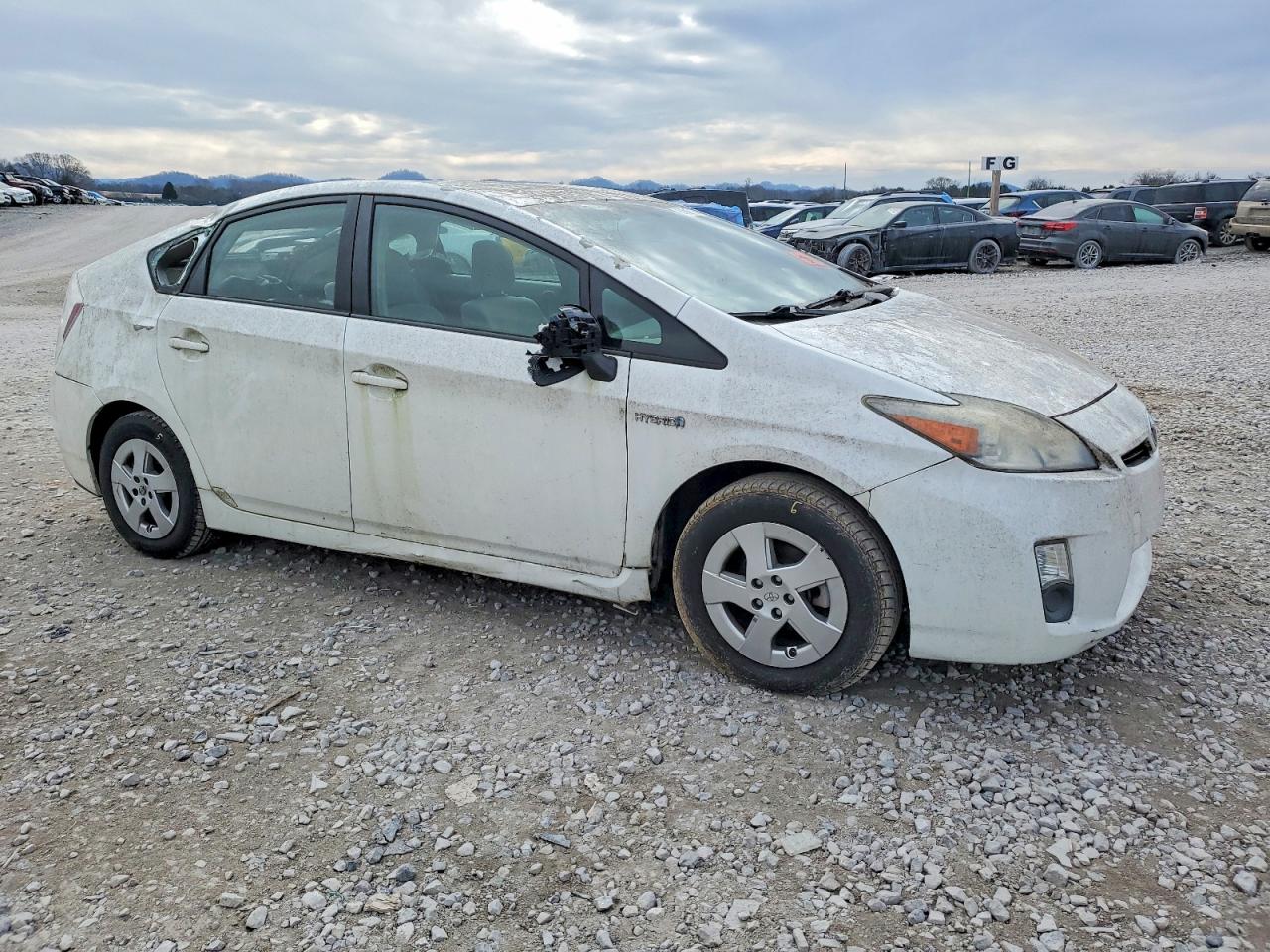 2010 TOYOTA PRIUS photo 4