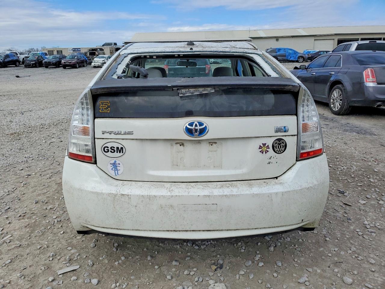 2010 TOYOTA PRIUS photo 6