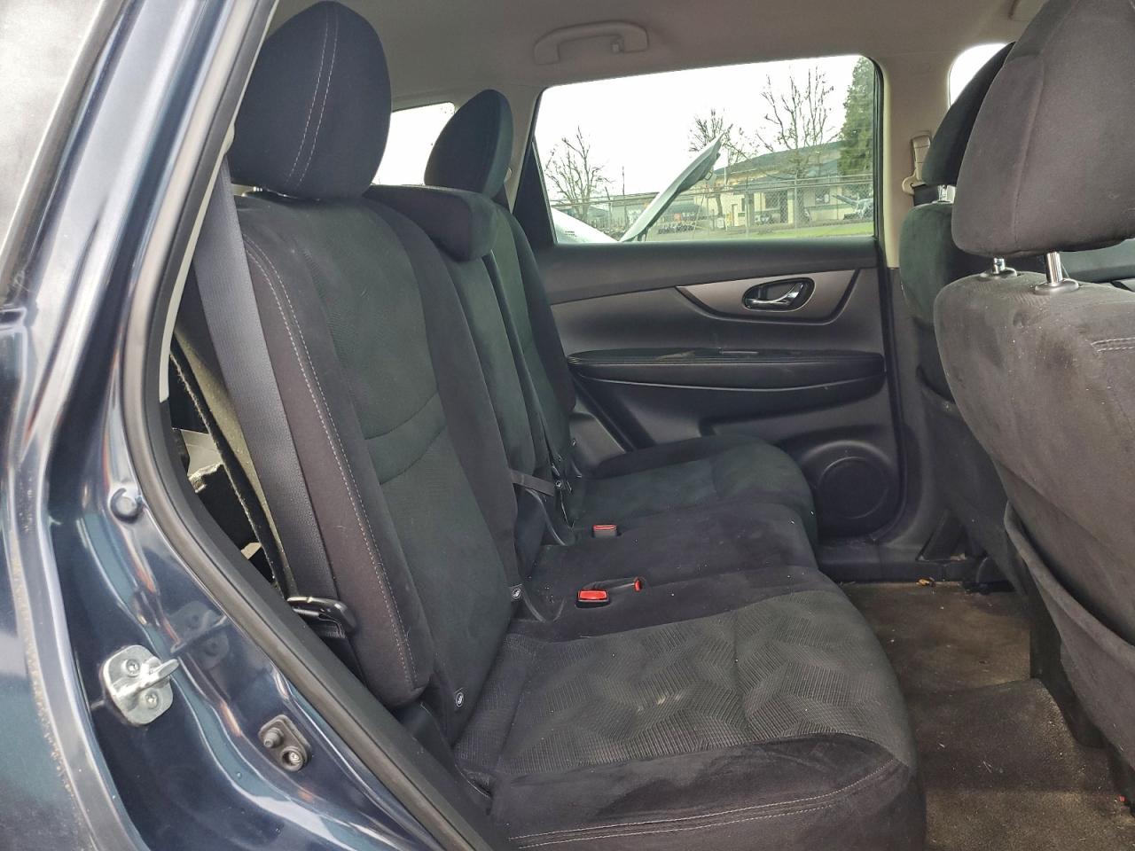 2016 NISSAN ROGUE S photo 11