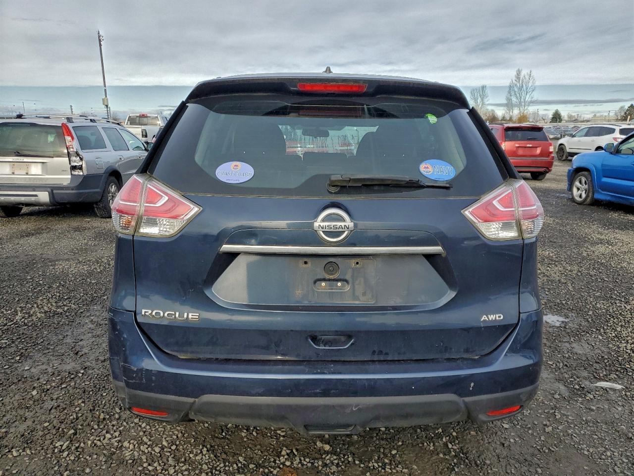 2016 NISSAN ROGUE S photo 6