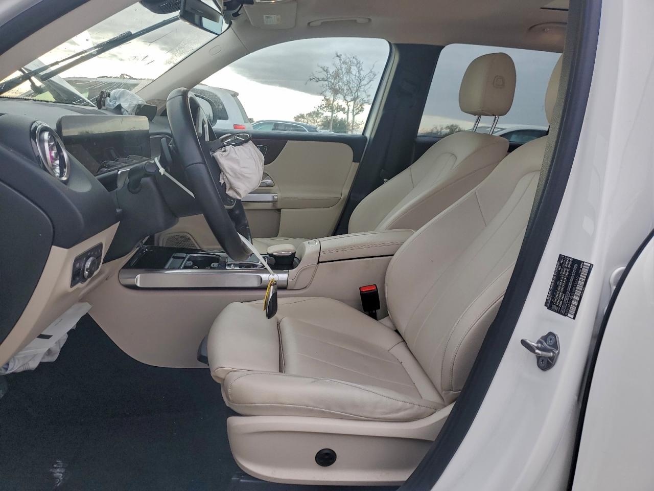 2020 MERCEDES-BENZ GLB 250 4MATIC photo 7