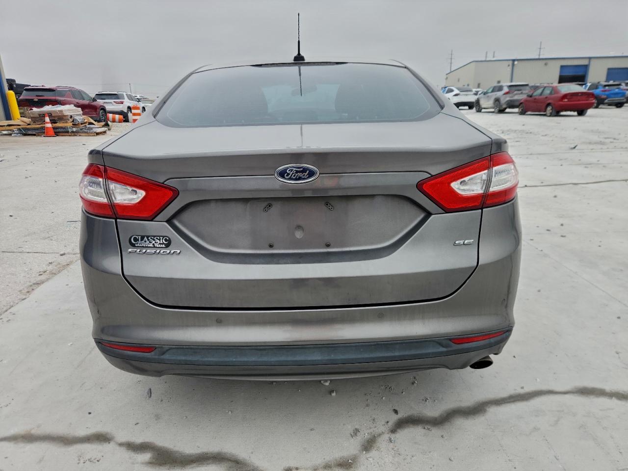 2013 FORD FUSION SE photo 6