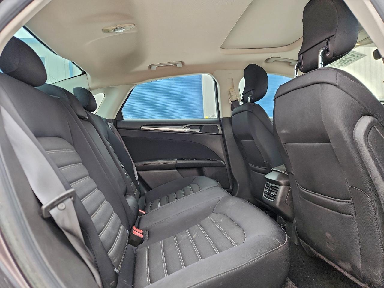 2013 FORD FUSION SE photo 10