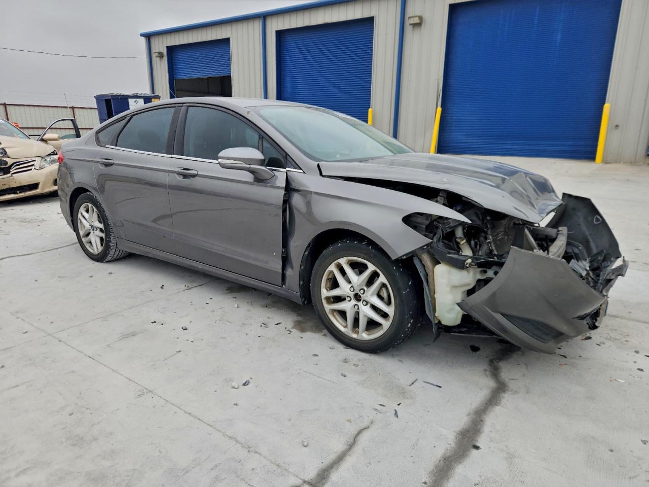 2013 FORD FUSION SE photo 4
