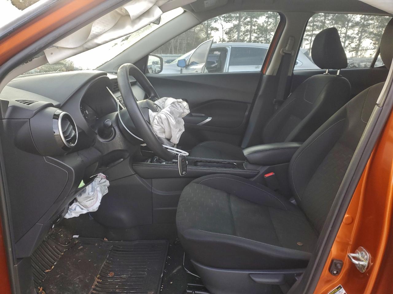 2023 NISSAN KICKS SV photo 13
