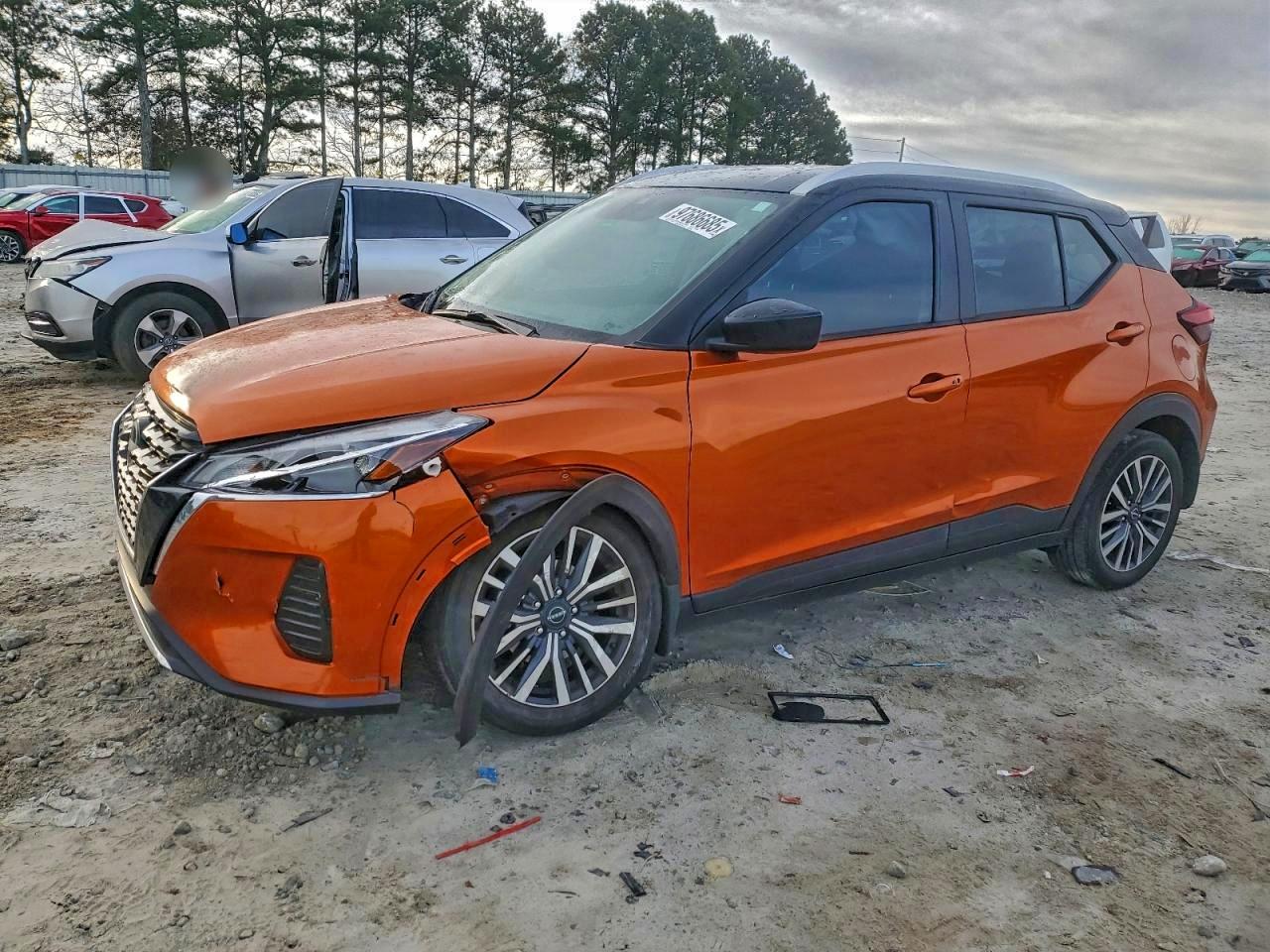 2023 NISSAN KICKS SV photo 2