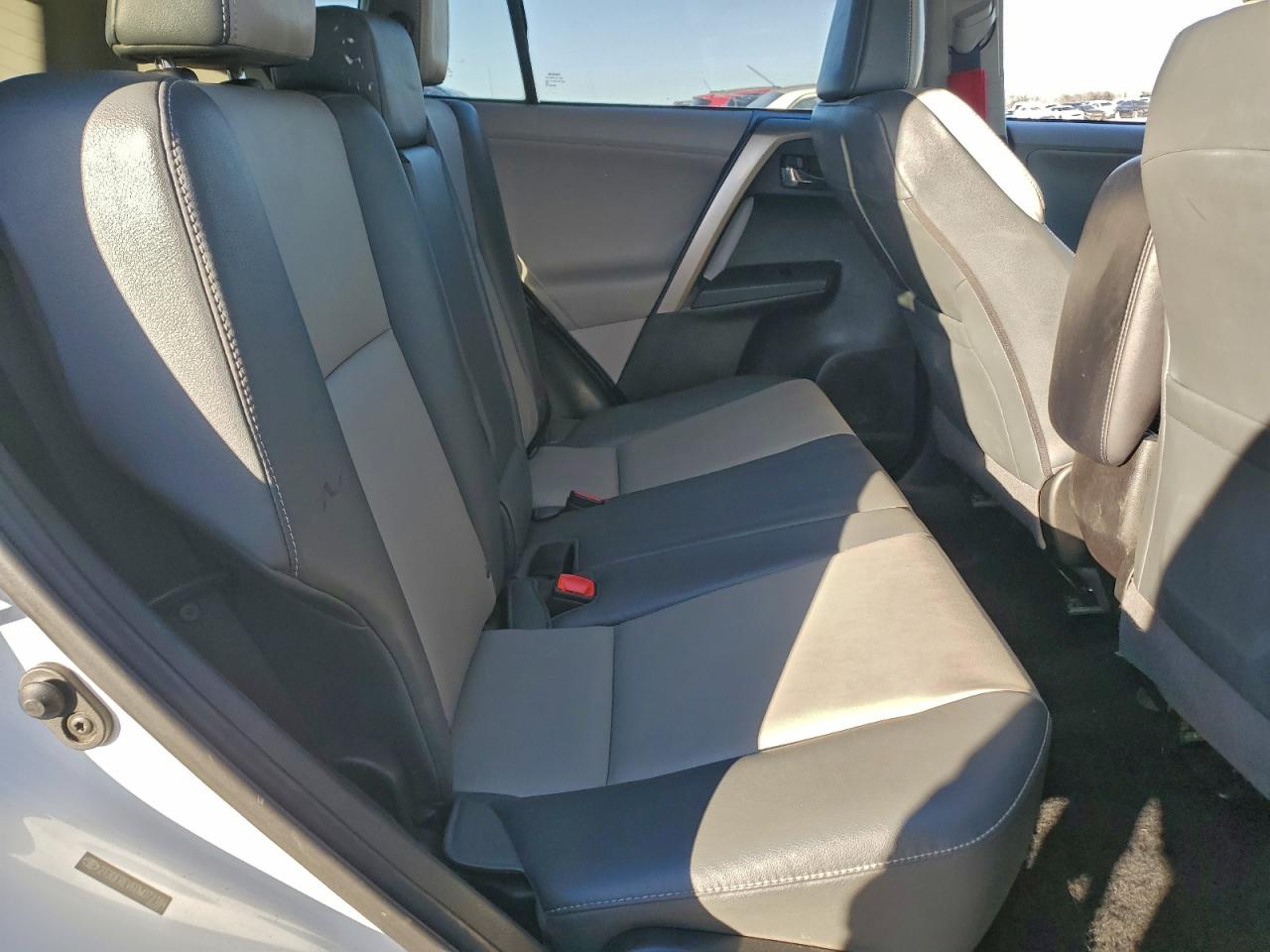 2013 TOYOTA RAV4 LIMITED photo 19