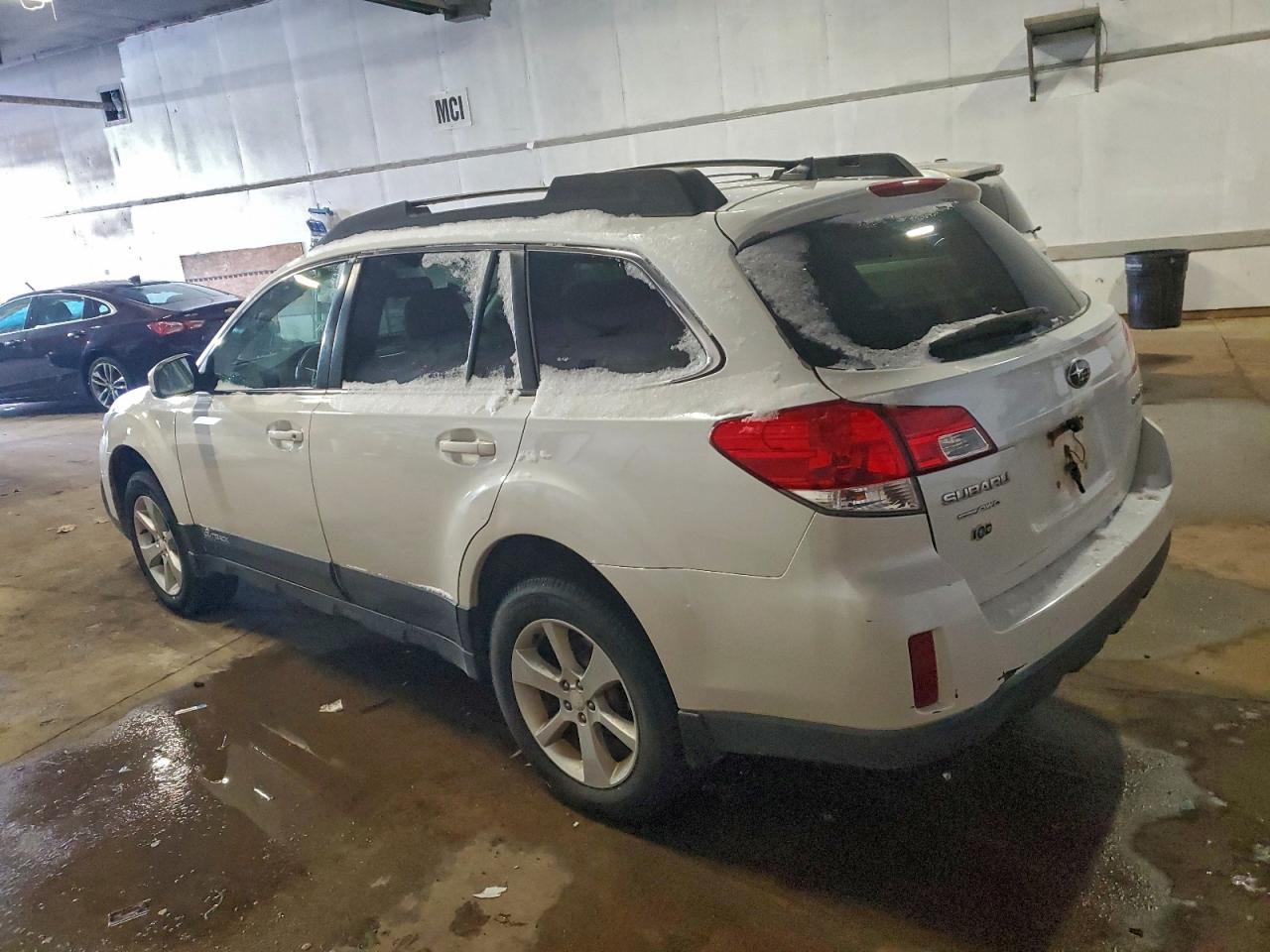 2014 SUBARU OUTBACK 2.5I PREMIUM photo 2
