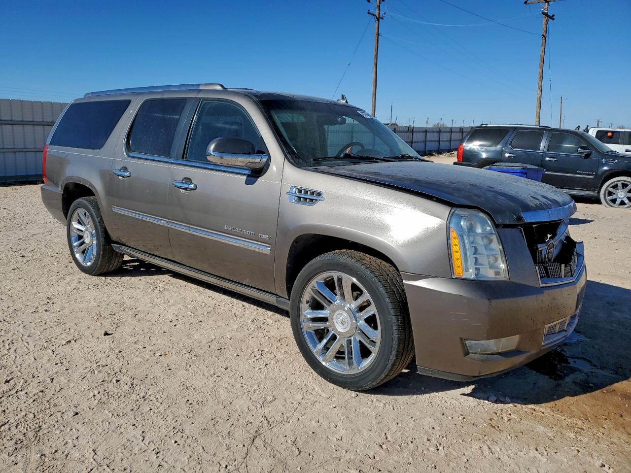 2011 CADILLAC ESCALADE ESV PLATINUM photo 4