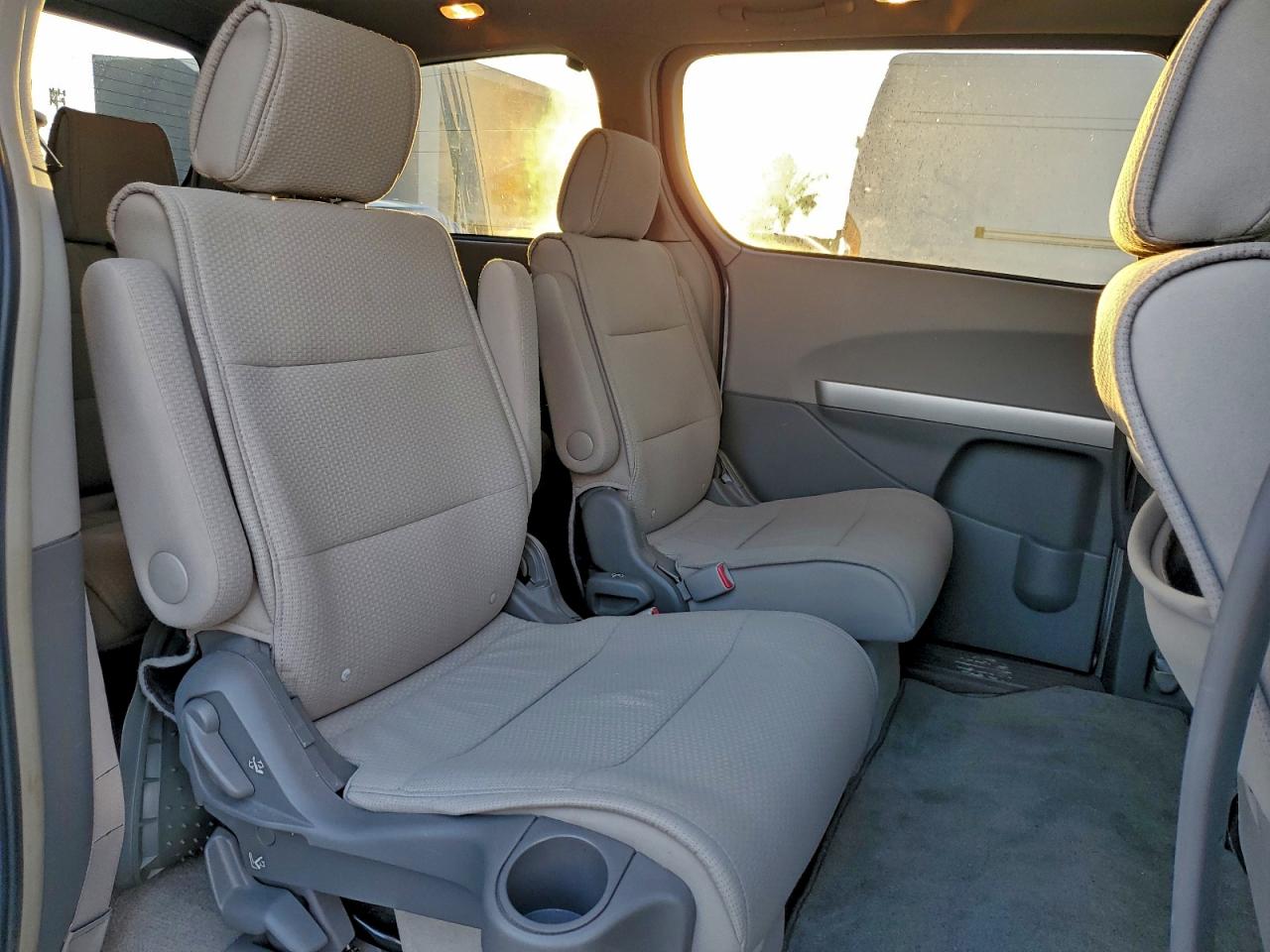 2009 NISSAN QUEST S photo 11