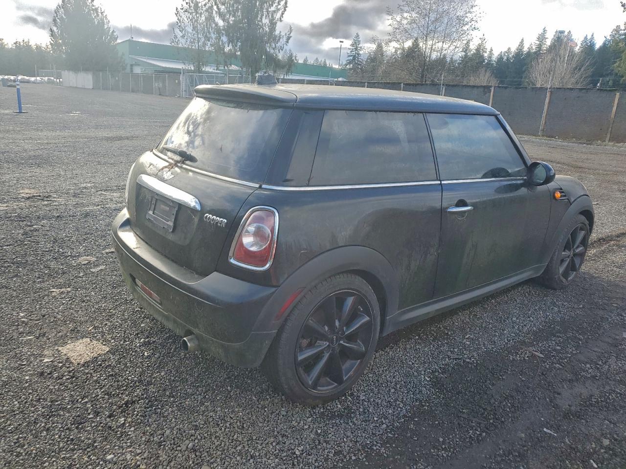 2012 MINI COOPER photo 3