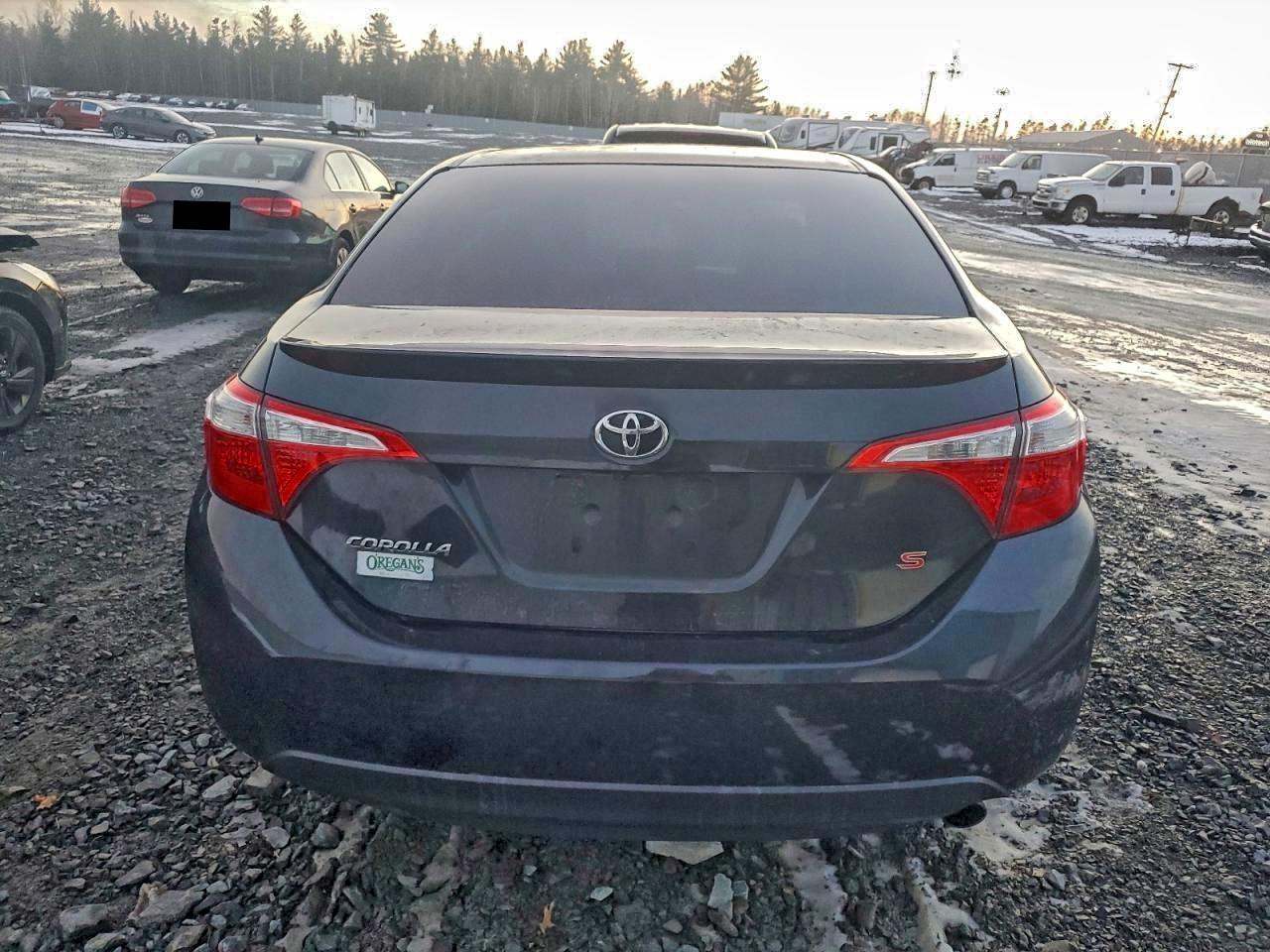 2016 TOYOTA COROLLA L photo 6