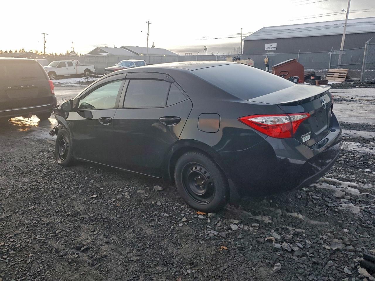 2016 TOYOTA COROLLA L photo 2