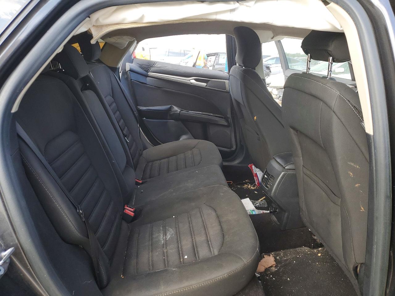 2017 FORD FUSION SE photo 10