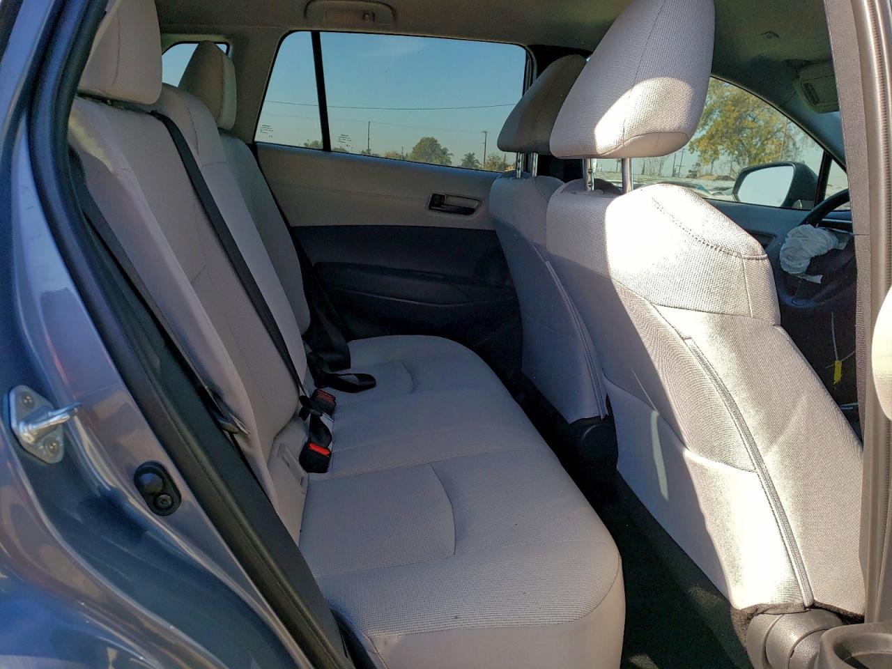 2024 TOYOTA COROLLA CROSS L photo 11
