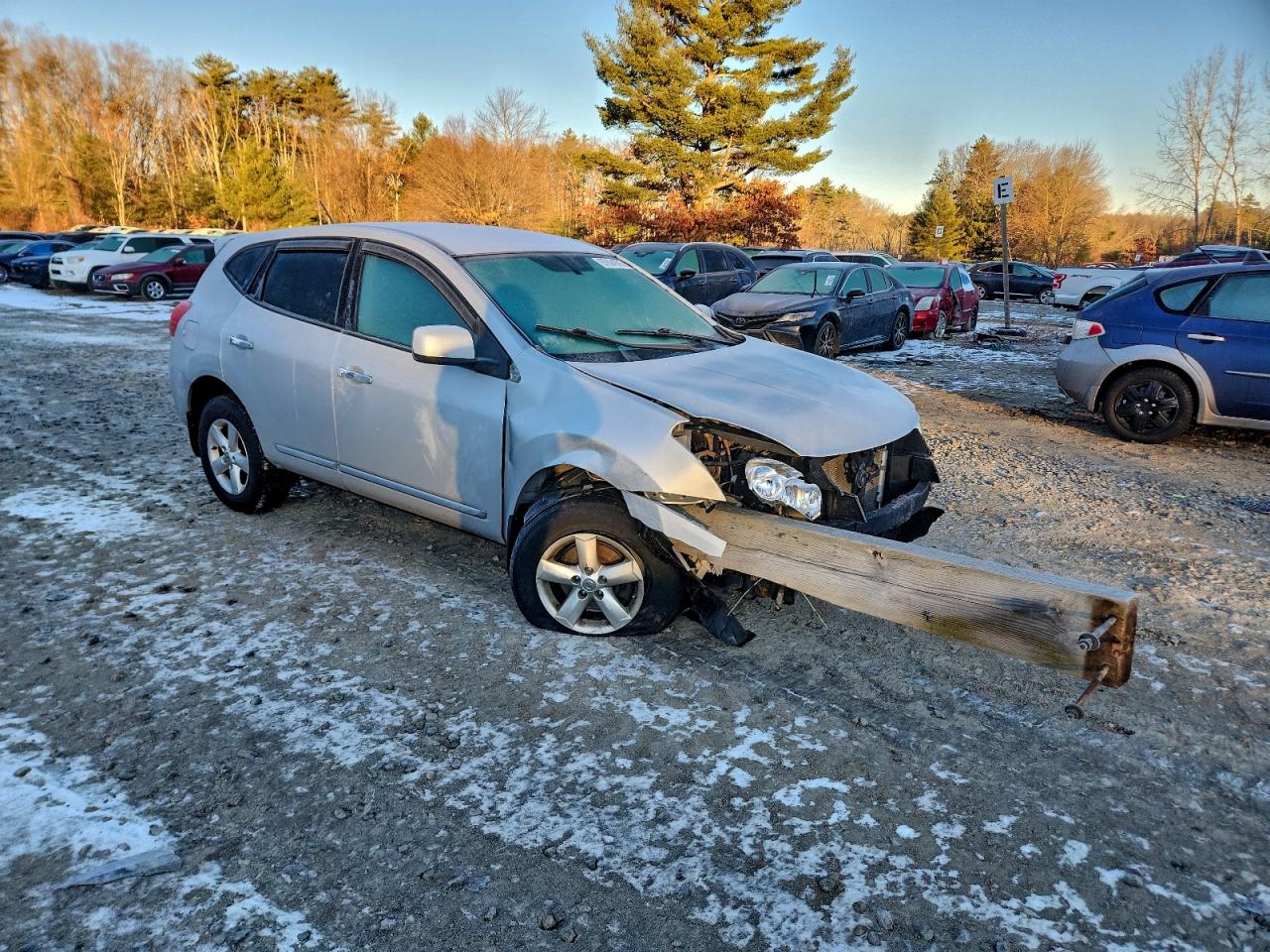 2013 NISSAN ROGUE S photo 4