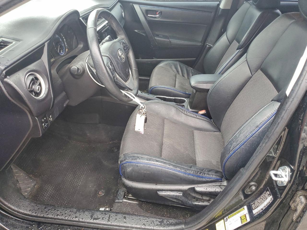 2017 TOYOTA COROLLA L photo 7