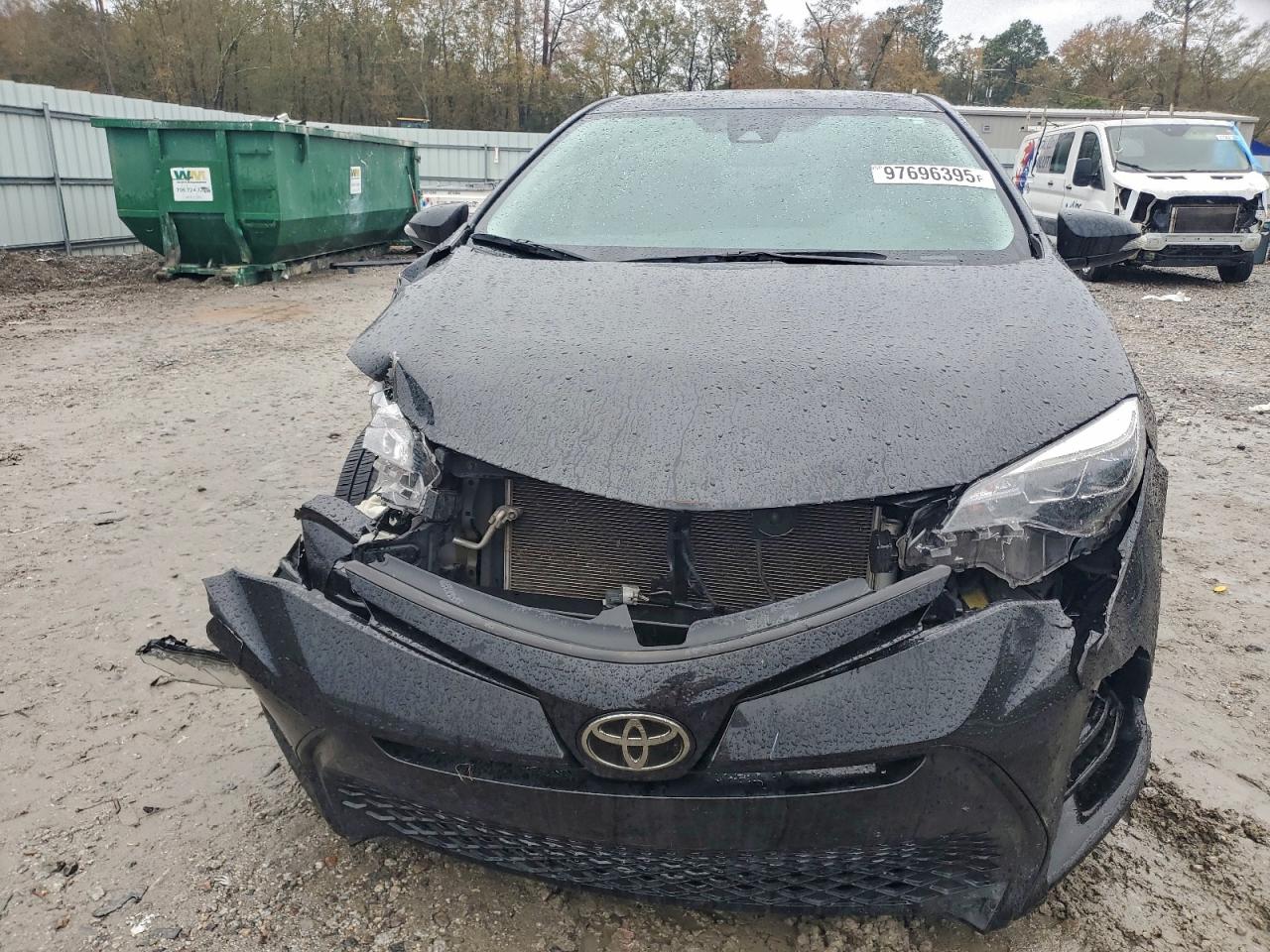 2017 TOYOTA COROLLA L photo 5