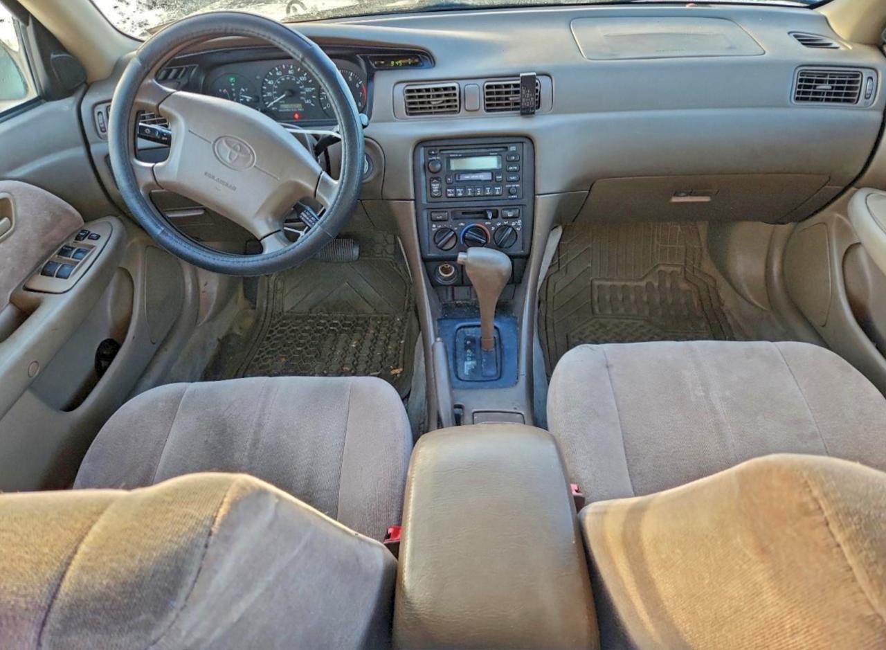 1999 TOYOTA CAMRY photo 8