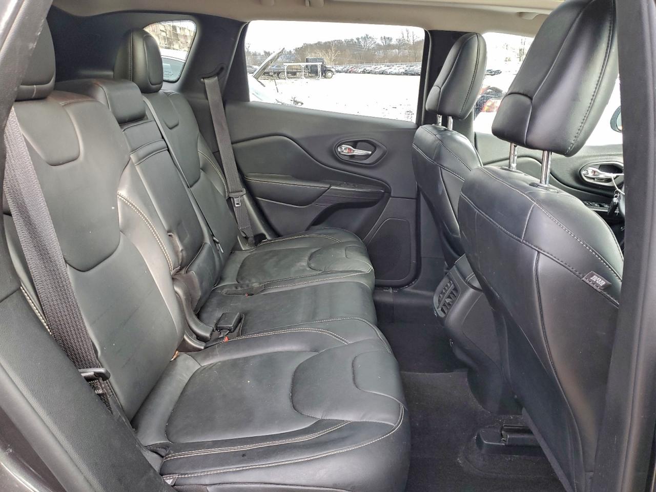 2015 JEEP CHEROKEE LIMITED photo 11