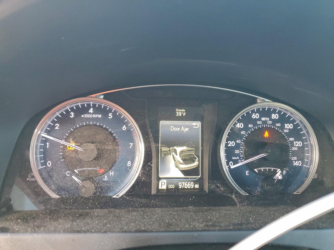 2016 TOYOTA CAMRY LE photo 9