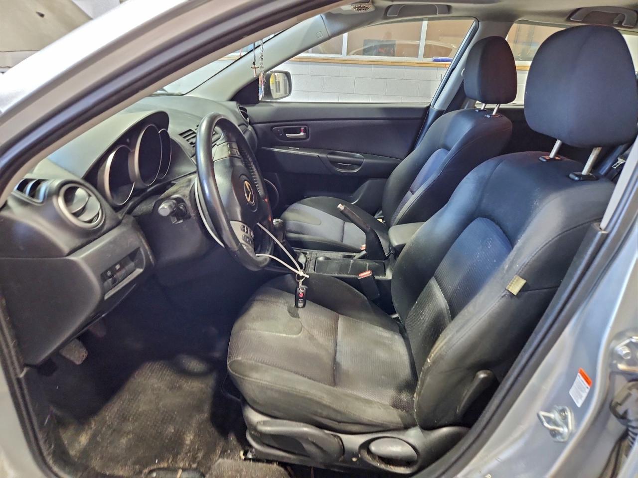 2007 MAZDA 3 HATCHBACK photo 7