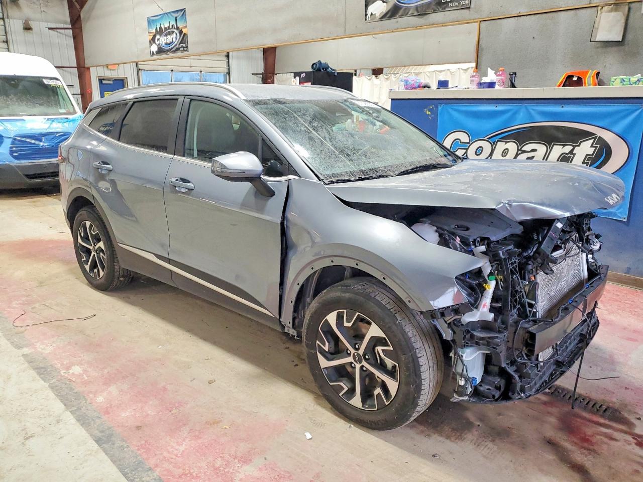 2025 KIA SPORTAGE EX photo 4