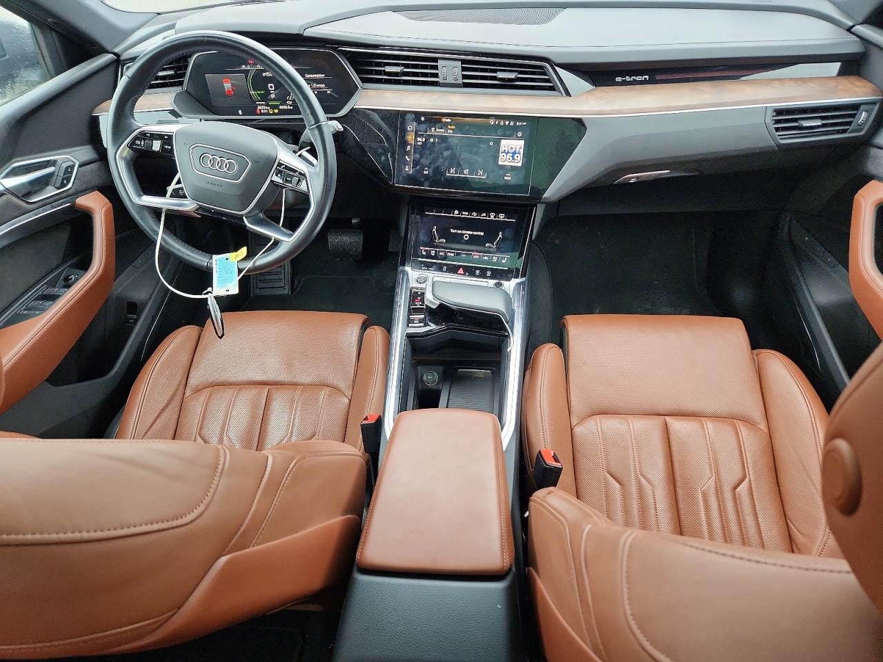 2021 AUDI E-TRON PRESTIGE photo 8