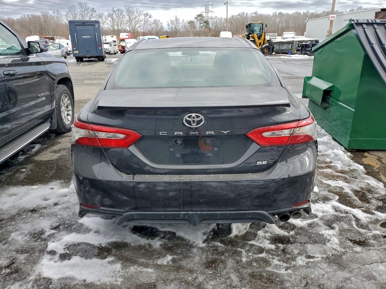 2018 TOYOTA CAMRY L photo 6