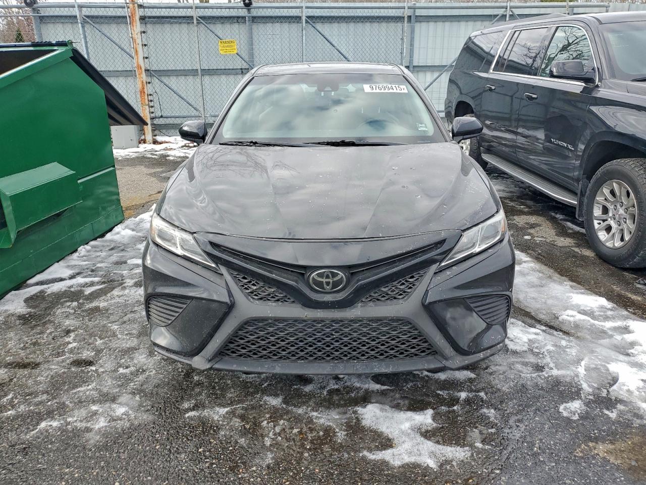 2018 TOYOTA CAMRY L photo 5