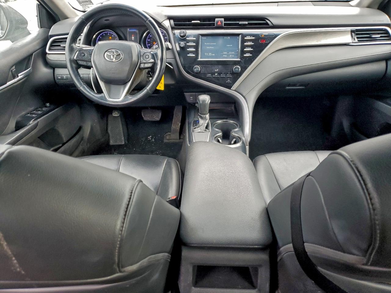 2018 TOYOTA CAMRY L photo 8