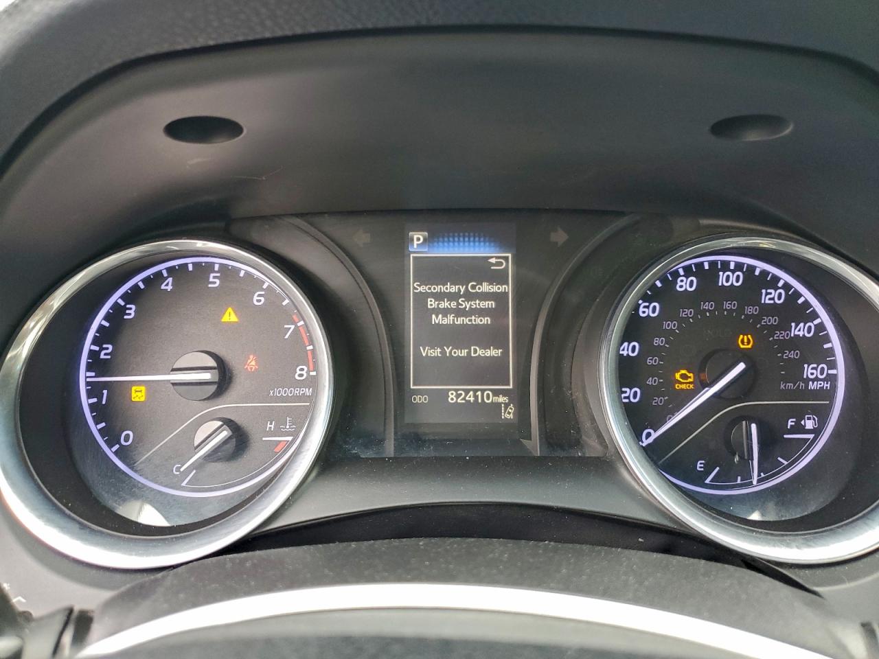 2018 TOYOTA CAMRY L photo 9