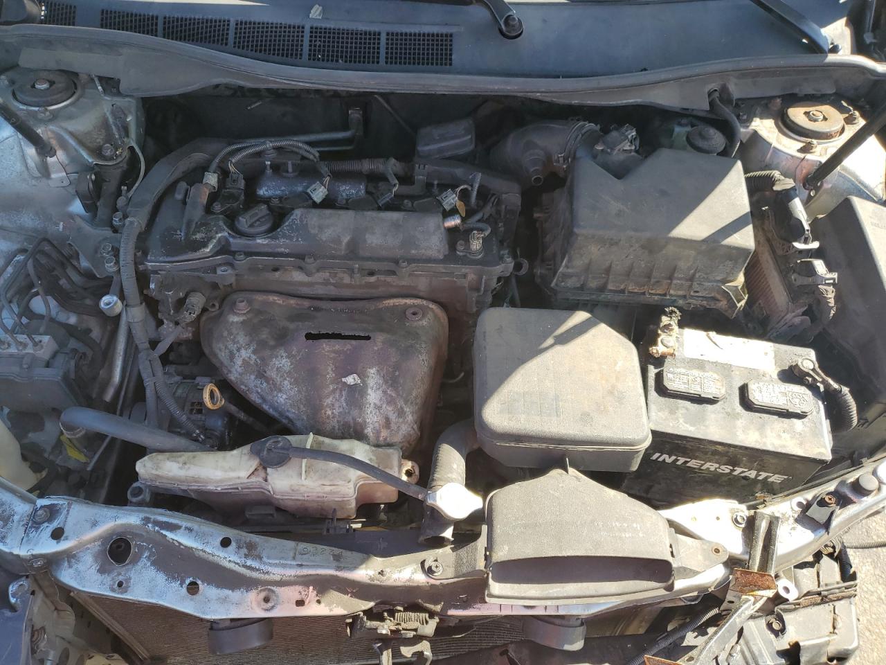 2016 TOYOTA CAMRY LE photo 11