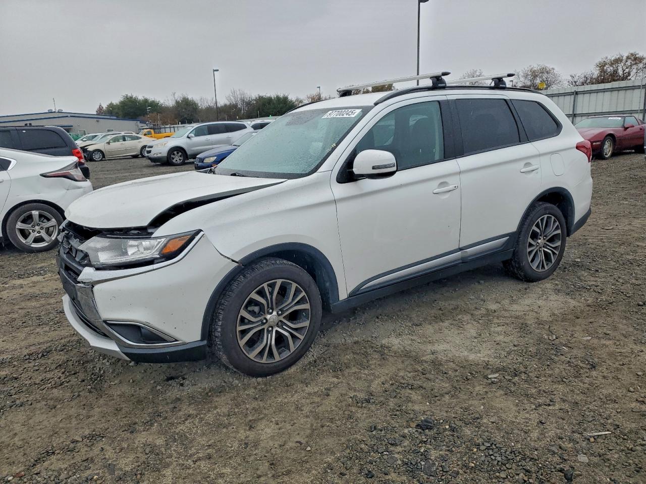 2016 MITSUBISHI OUTLANDER