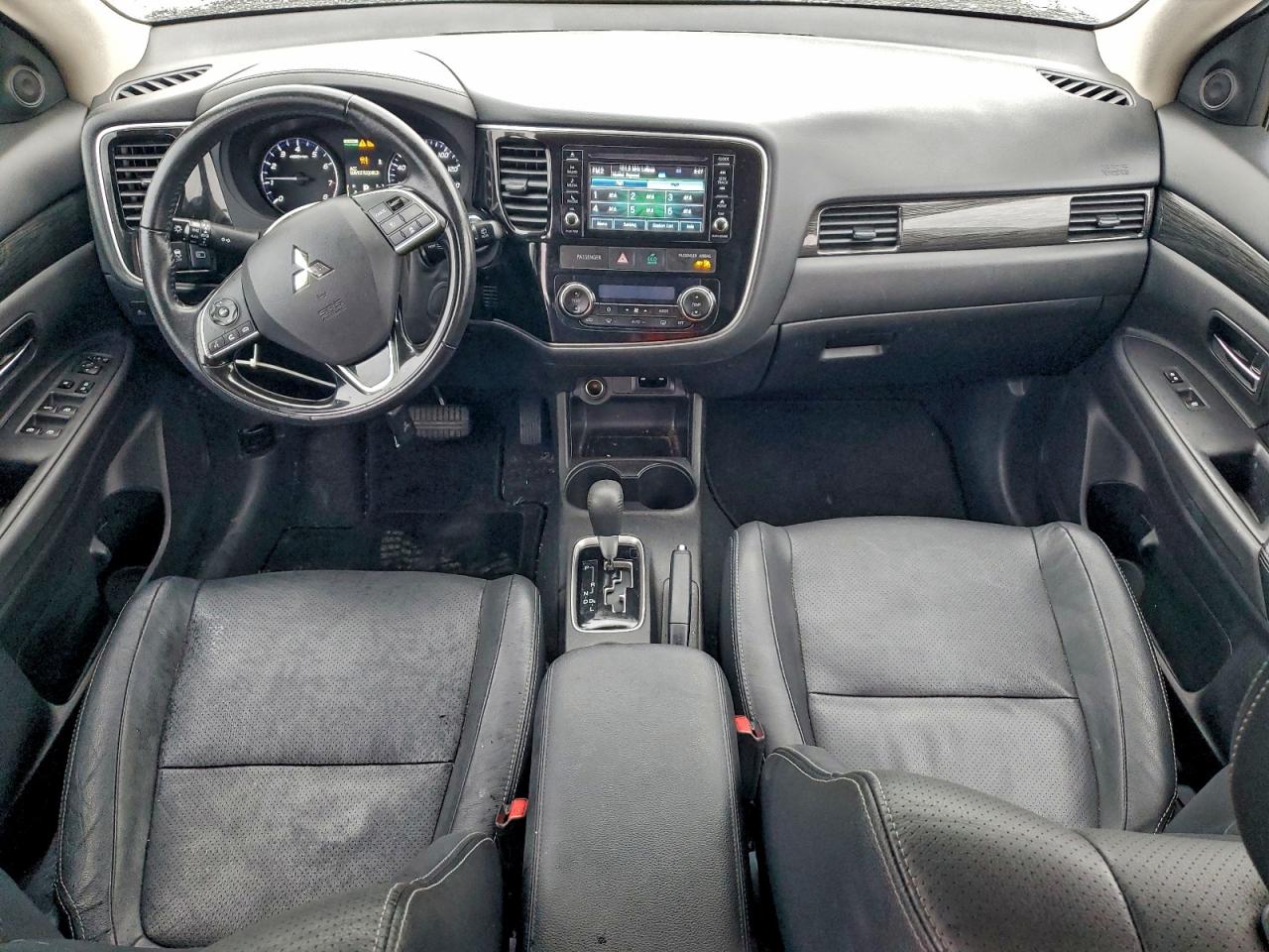 2016 MITSUBISHI OUTLANDER SE photo 8