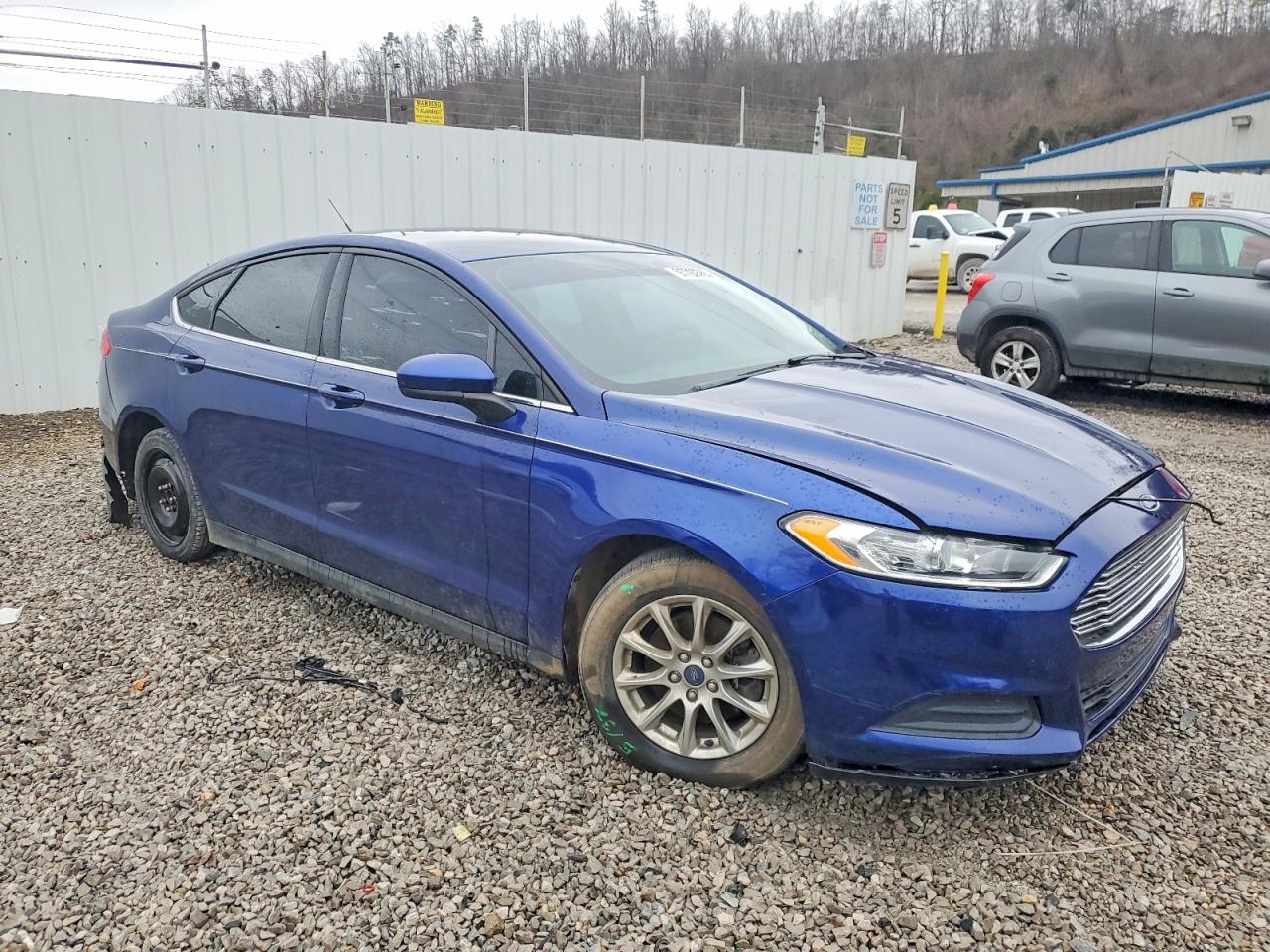 2016 FORD FUSION S photo 4