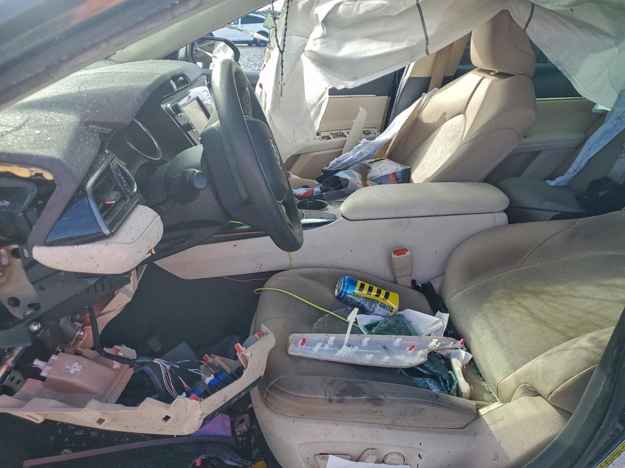 2019 TOYOTA CAMRY L photo 7