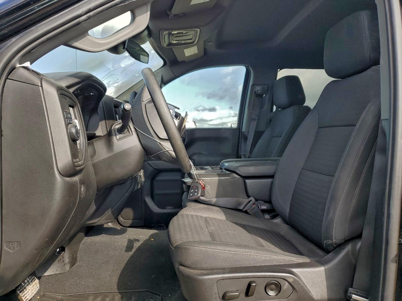 2023 CHEVROLET SILVERADO C1500 CUSTOM photo 7
